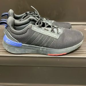 Adidas sneakers 7.5